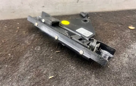 Audi TT TTS Mk2 Convertible roof lock/latch 8J7871444A AJ355 015449