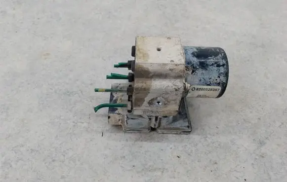 Opel Movano A ABS Pump 8200528357