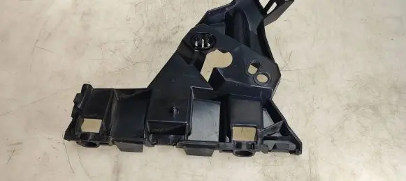 Opel Cascada Front bumper mounting bracket 13350885