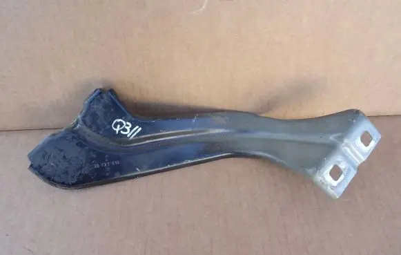 Audi Q3 F3 Holder (bracket) 83A821149
