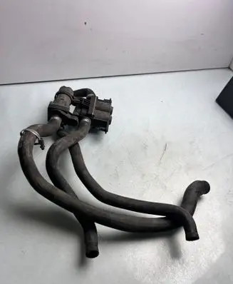 BMW 5 E39 Coolant heater control valve 1147412135