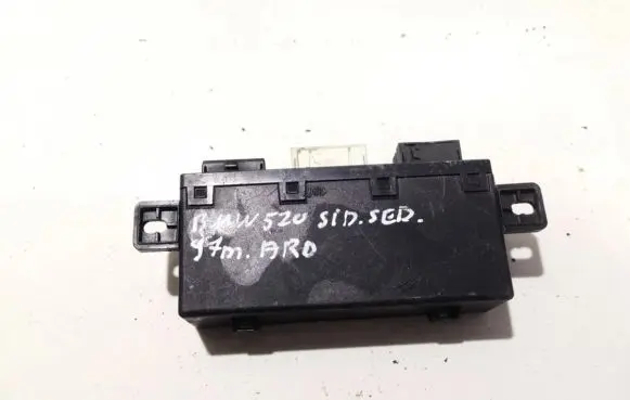 BMW 5 E39 Comfort/convenience module 61358377592 6135-8377592