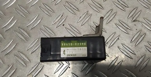 Toyota Corolla E120 E130 Other control units/modules 8865002390