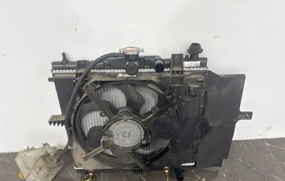 Nissan Micra Radiator set 