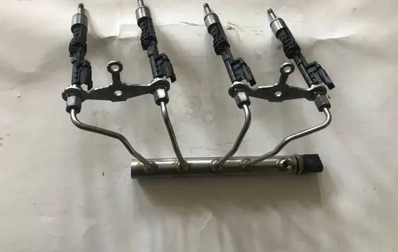 Fuel injectors set
