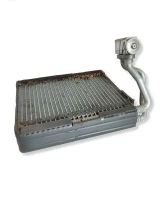 Nissan Qashqai A/C cooling radiator (condenser) 922004EA0A 524201901915