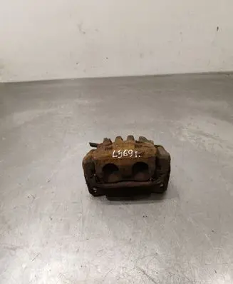 Subaru Outback Front brake caliper