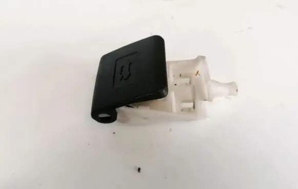 Toyota Avensis T250 Engine bonnet (hood) release handle
