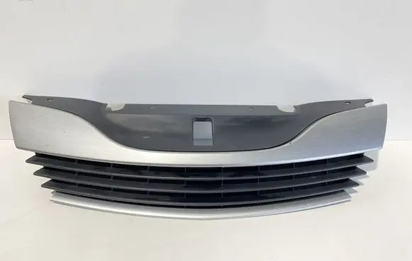 Renault Laguna II Front bumper upper radiator grill 8200012581