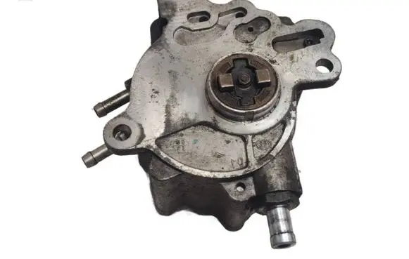 Volkswagen PASSAT B6 Vacuum pump 03G145209 V512 230705C2
