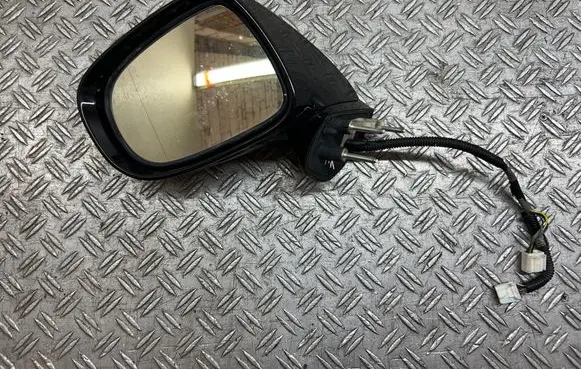 Lexus IS 220D-250-350 Front door electric wing mirror 021097