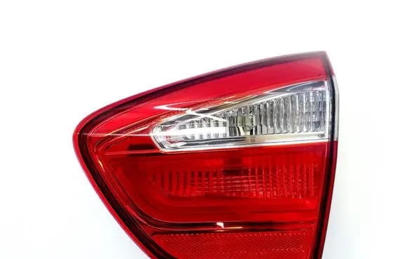 KIA Rio Tailgate rear/tail lights