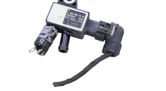 Volkswagen Golf VII Exhaust gas pressure sensor A0009057809
