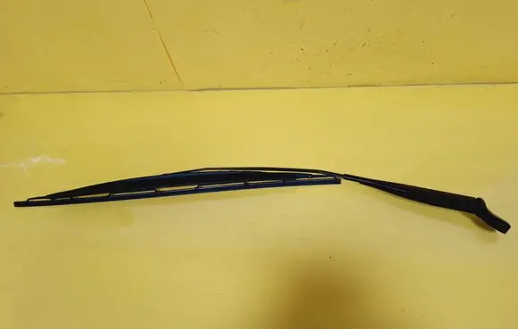 Mercedes-Benz A W168 Front wiper blade arm A1688201144
