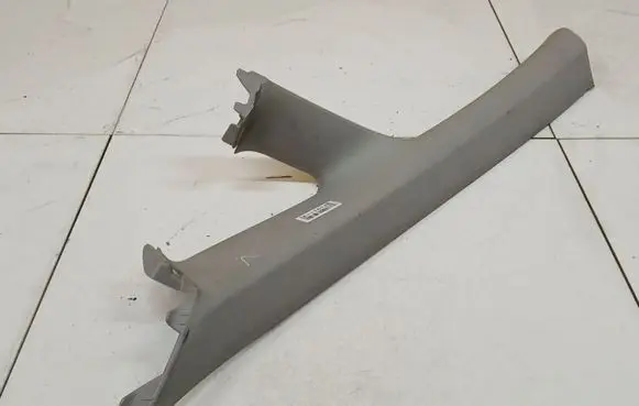 Honda Civic (B) pillar trim (top) 84151SNAA112