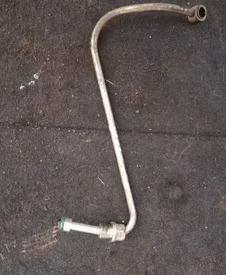 Nissan Juke I F15 Turbo turbocharger oiling pipe/hose