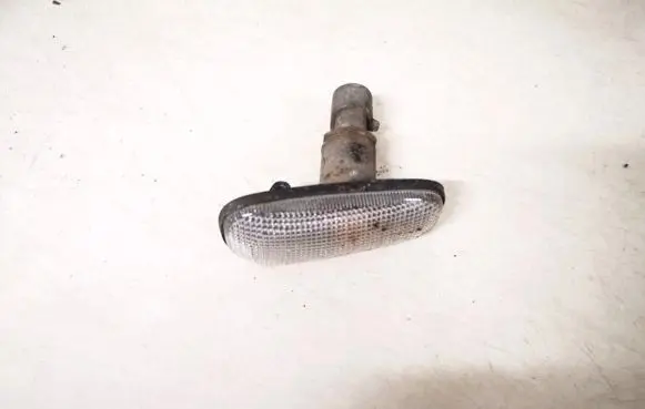 Opel Zafira A Front fender indicator light 90560403