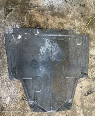 Renault Laguna II Engine splash shield/under tray