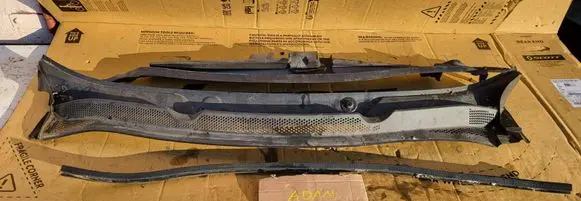Opel Adam Wiper trim 13356773