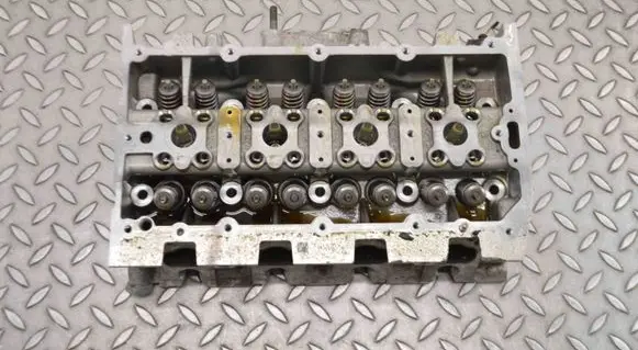 Volkswagen Golf VII Engine head 060517121200