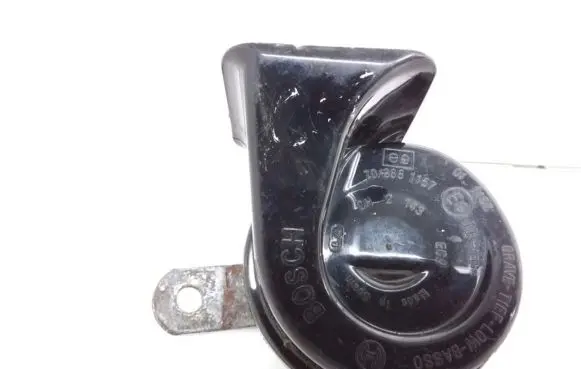 Skoda Octavia Mk2 (1Z) Horn signal E9703881157