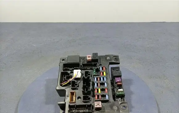 Mitsubishi Outlander Fuse box set 8637A824