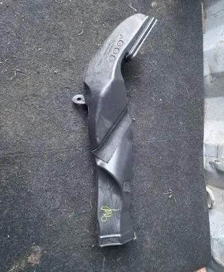 BMW X7 G07 Cabin air duct channel 7466095 18292910
