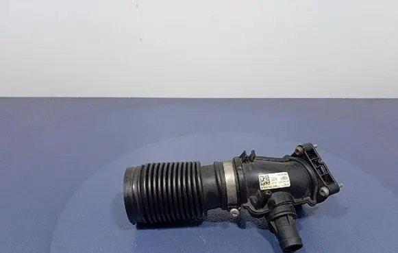 Porsche Panamera (970) Intake resonator 0P2129609G