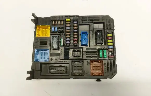 Opel Mokka B Comfort/convenience module 9855665180
