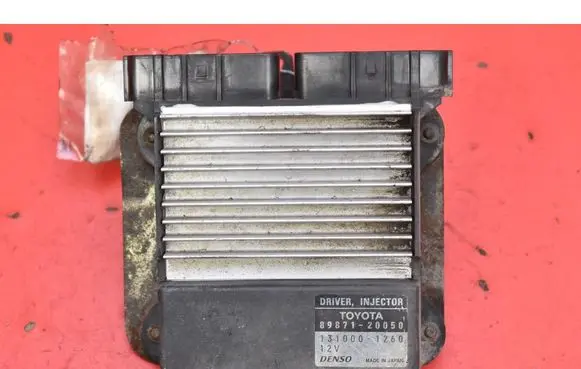 Toyota Corolla E120 E130 Engine control unit/module ECU 89871-20050
