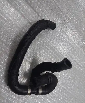 Audi A6 C7 Engine coolant pipe/hose 06E121030B