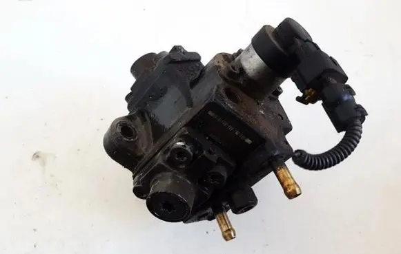 Opel Astra H Fuel injection high pressure pump 0445010097 0411243