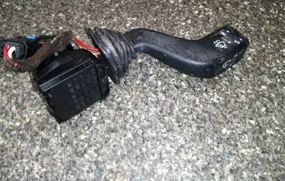 Opel Zafira A Wiper control stalk 090243395501