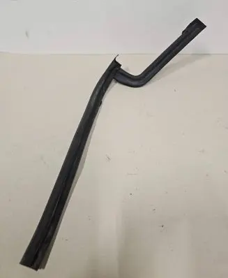 BMW 3 E46 Engine compartment rubber 8215913