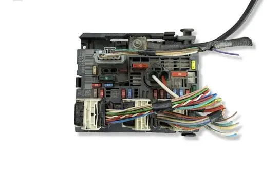 Peugeot Partner BSM Control unit 9807028880