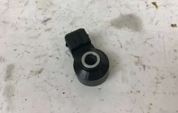 Detonation knock sensor