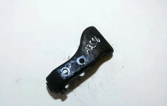 Volkswagen Jetta II Engine mounting bracket