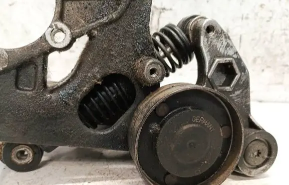 Audi A4 S4 B6 8E 8H Generator/alternator belt tensioner 462280