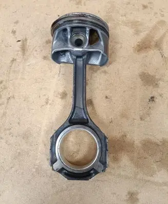 Mercedes-Benz GLC C253 Piston A2760300520 A2760300700