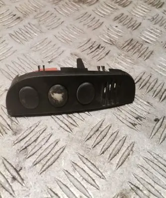 Citroen C2 Cruise control switch 96429005xt