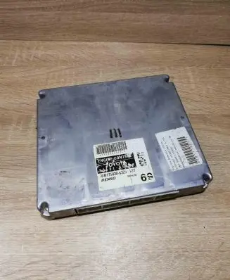 Toyota Avensis T250 Engine control unit/module ECU 8966105690