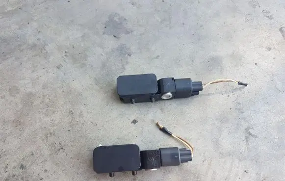 Jaguar X-Type Airbag deployment crash/impact sensor