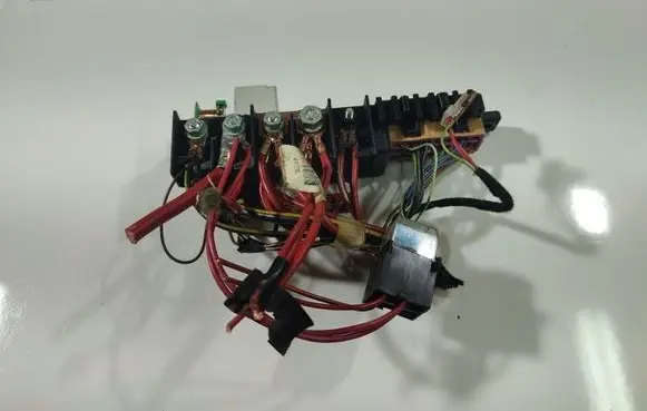 Audi A6 S6 C5 4B Fuse box set 
