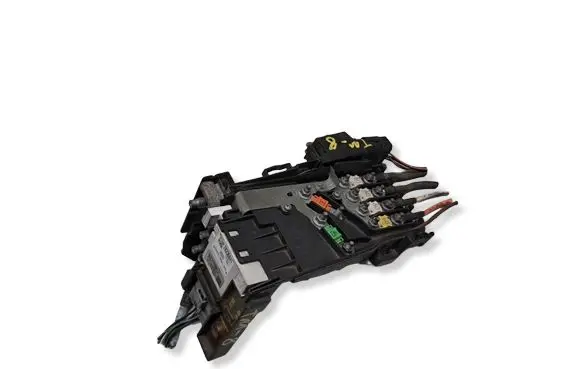 Peugeot 3008 I Fuse module 9666527580 28236841