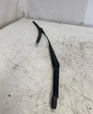 Volvo XC90 Windshield/front glass wiper blade 30655612