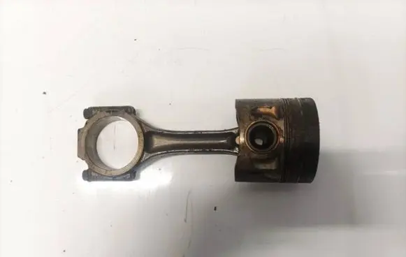 Audi A6 S6 C5 4B Piston with connecting rod