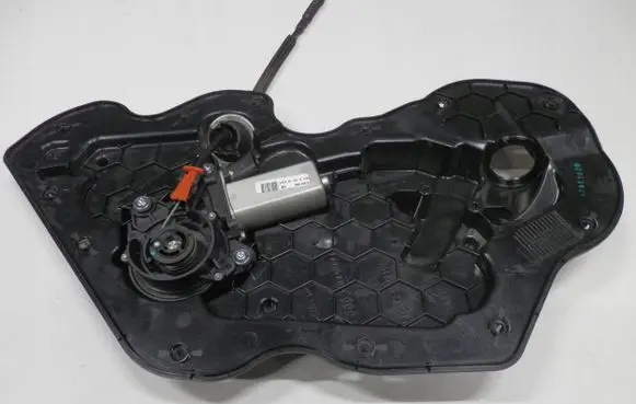 Audi A8 S8 D4 4H Rear door soft close latching motor 4H0839915