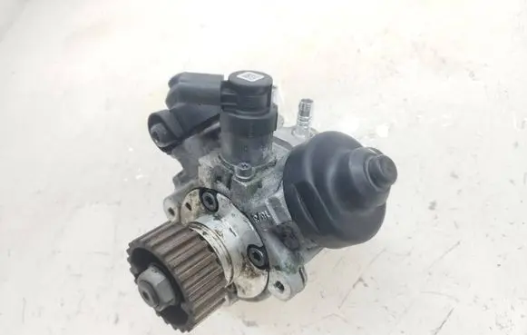 Audi Q5 SQ5 Fuel injection high pressure pump 059130755BB 0445010611 05100609
