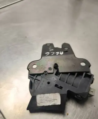 Audi A6 S6 C6 4F Tailgate/trunk/boot lock/catch/latch 53331 4F5827505A