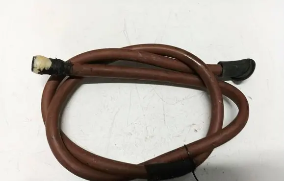 Audi Q7 4L Engine coolant pipe/hose 8E0877242 4L0877234A